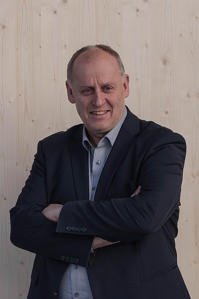 Wolfgang Kolb Wolfgang Kolb